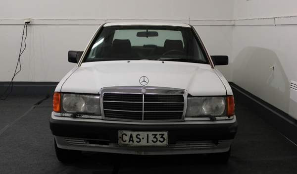 Mercedes-Benz 190 Jokioinen - valokuva 1