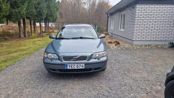 Volvo V70 Миккели - изображение 1