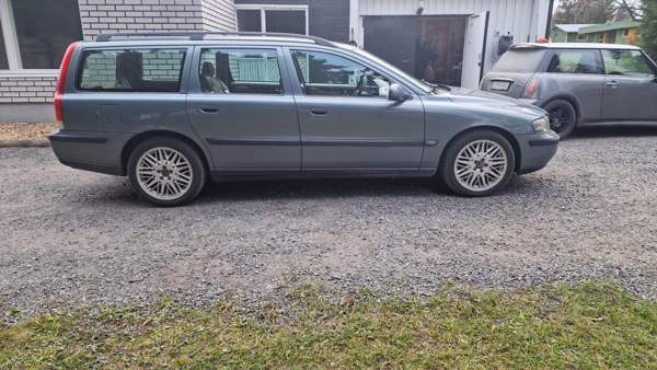 Volvo V70 Миккели - изображение 4