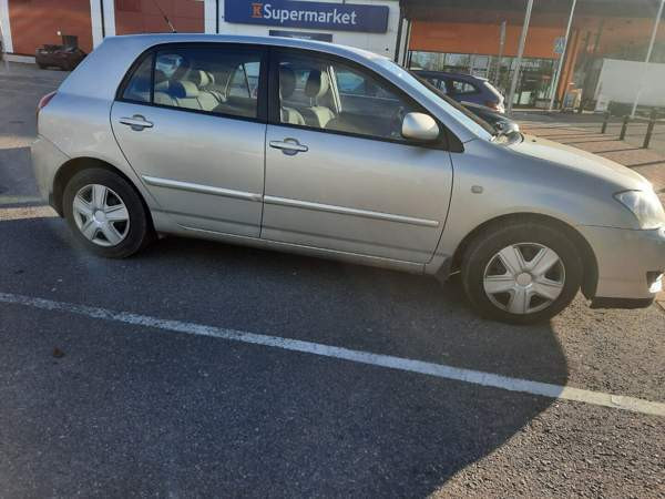 Toyota Corolla Холлола - изображение 2