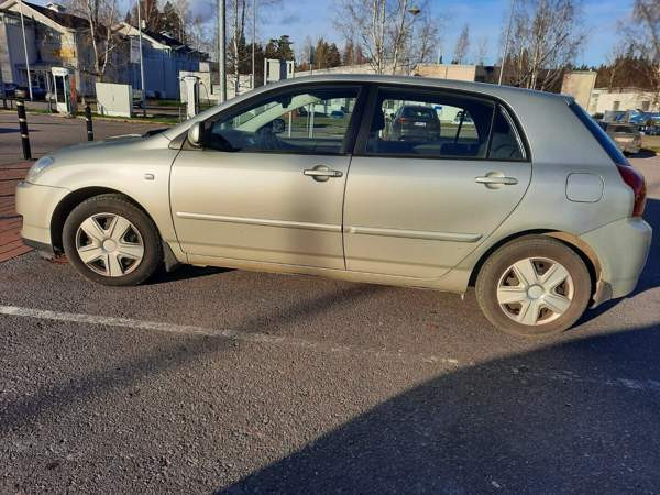 Toyota Corolla Холлола - изображение 6