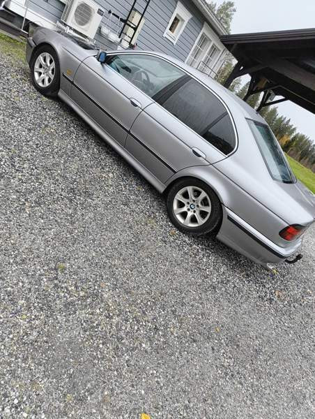 BMW 523 Lieksa - изображение 4