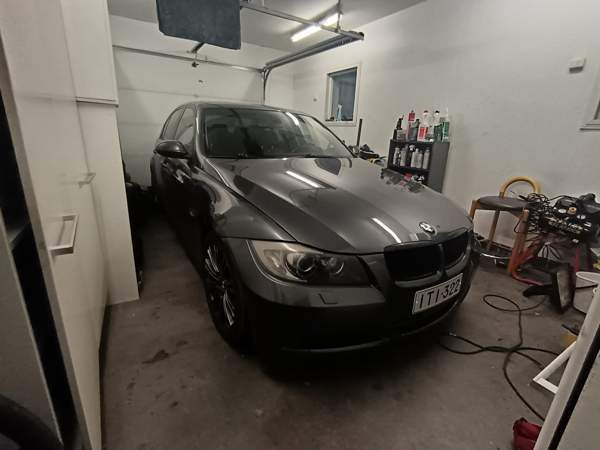 BMW 325 Хювинкяя - изображение 3