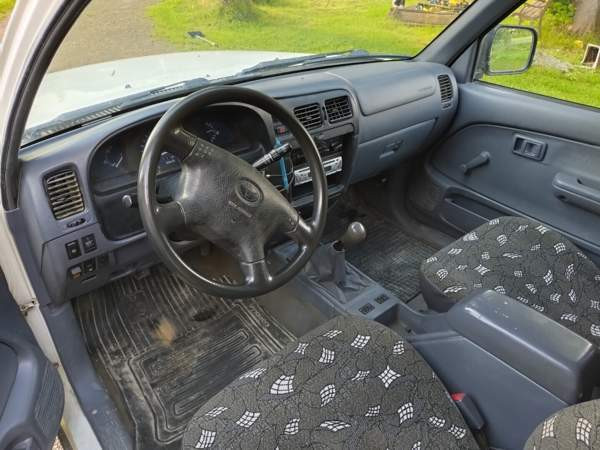 Toyota Hilux Kinnula - valokuva 6