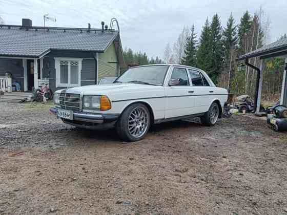 Mercedes-Benz 230 Virolahti