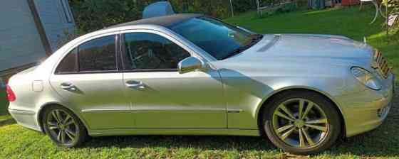 Mercedes-Benz E Pomarkku