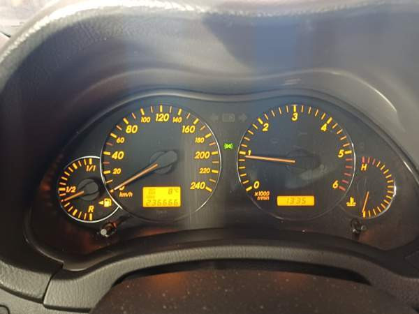 Toyota Avensis Isokyrö - photo 8