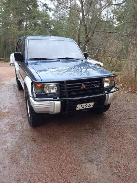 Mitsubishi Pajero Hamina - valokuva 2