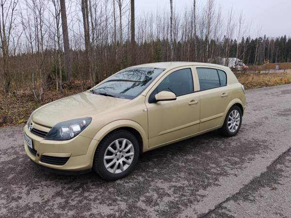 Opel Astra Vantaa - valokuva 1