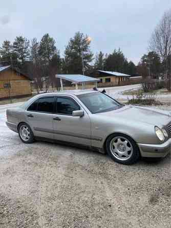 Mercedes-Benz E Lons-le-Saunier