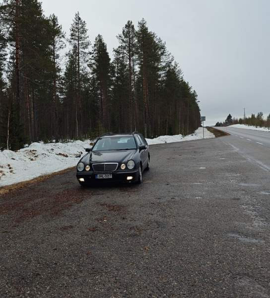 Mercedes-Benz E Rovaniemi - valokuva 1