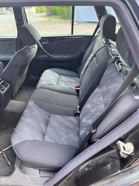 Mercedes-Benz E Rovaniemi - valokuva 8