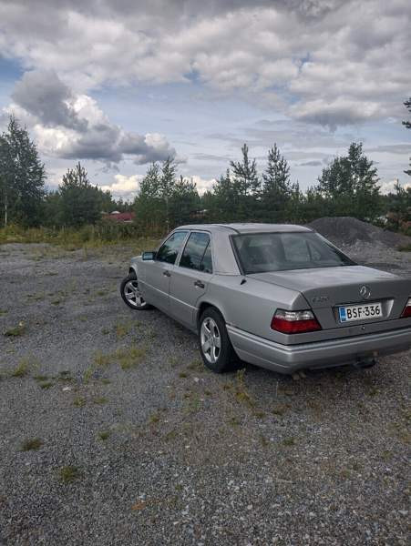 Mercedes-Benz 250 Yloejaervi - photo 5
