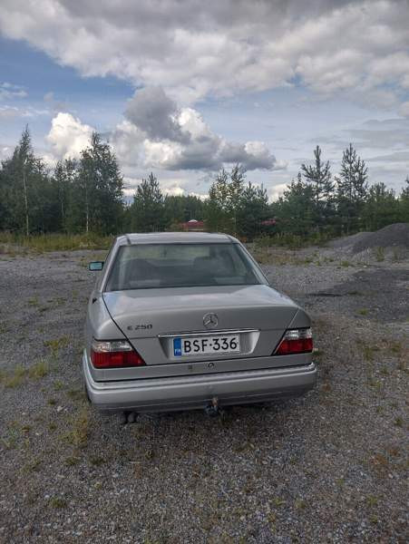 Mercedes-Benz 250 Yloejaervi - photo 3