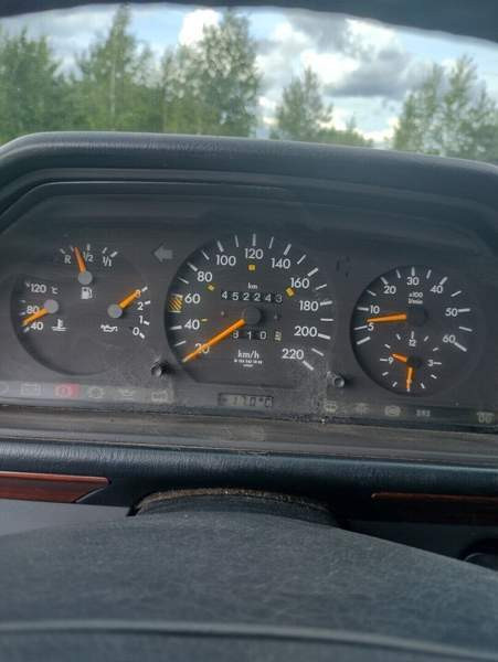 Mercedes-Benz 250 Yloejaervi - photo 8