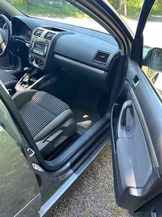 Volkswagen Golf Турткуль