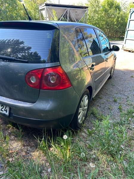 Volkswagen Golf Turtkul - valokuva 5