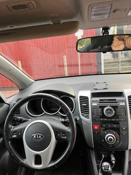 Kia Venga Лохья - изображение 4