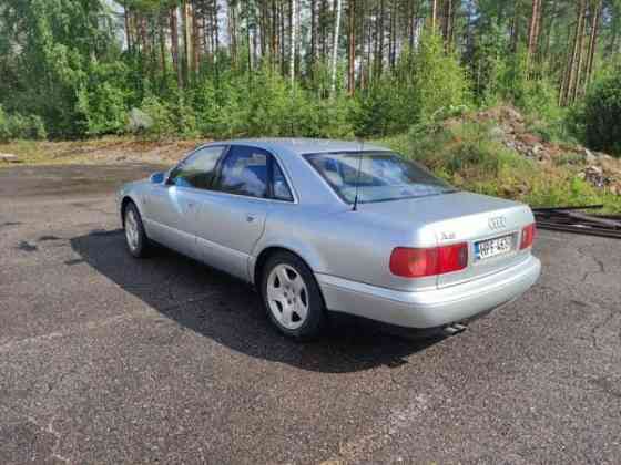 Audi A8 Padasjoki