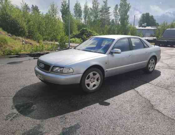 Audi A8 Padasjoki