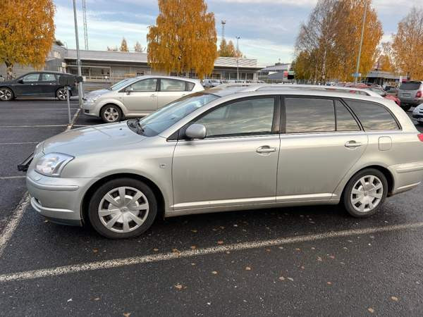 Toyota Avensis Oulu – foto 3