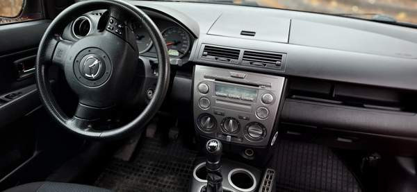 Mazda 2 Jyväskylä - valokuva 4