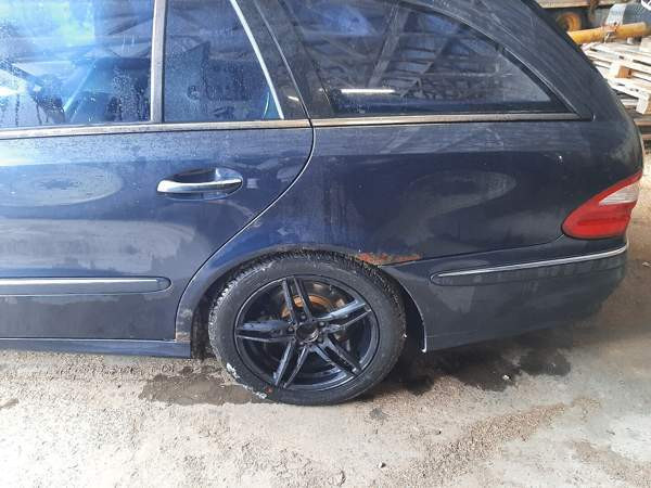 Mercedes-Benz E Вихти - изображение 6