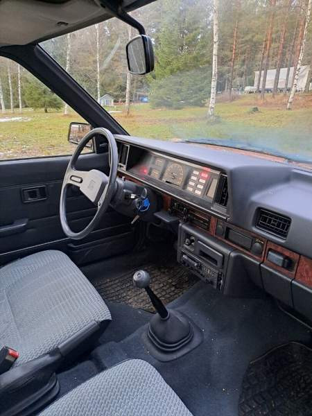 Daihatsu Charmant Lieksa - изображение 4