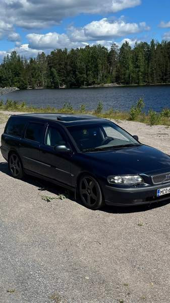 Volvo V70 Савонлинна - изображение 8