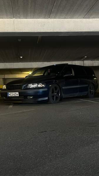 Volvo V70 Савонлинна - изображение 7