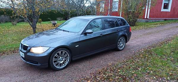 BMW 320 Ikaalinen - valokuva 1