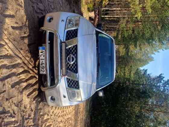 Nissan Pathfinder Lumijoki