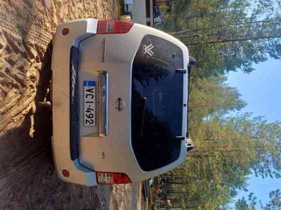 Nissan Pathfinder Lumijoki