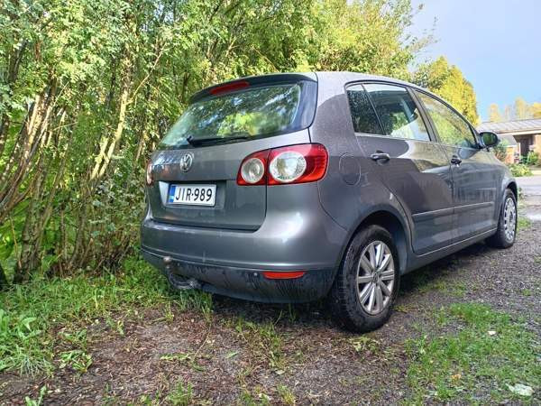 Volkswagen Golf Plus Коувола - изображение 3