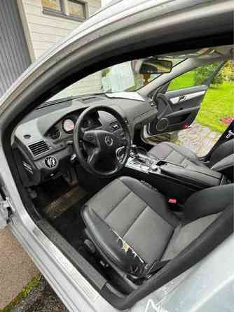 Mercedes-Benz C Jaervenpaeae