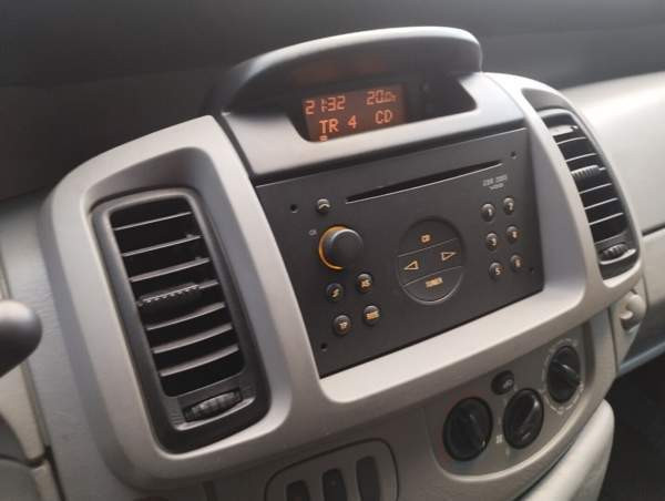 Opel Vivaro Лохья - изображение 2