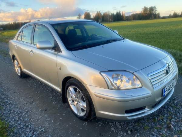 Toyota Avensis Kurikka - изображение 2