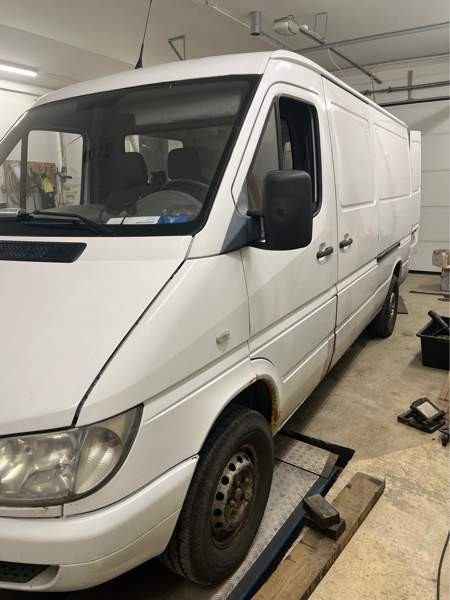 Mercedes-Benz Sprinter Коккола - изображение 2