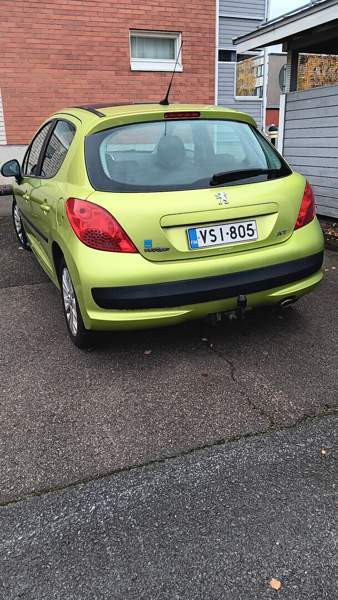 Peugeot 207 Рахе - изображение 1