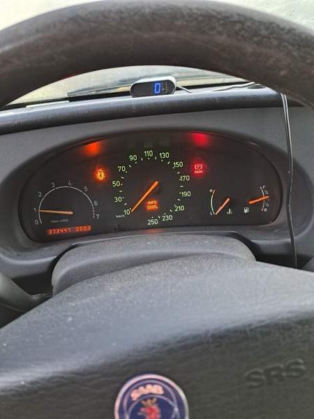 Saab 900 Каарина - изображение 4