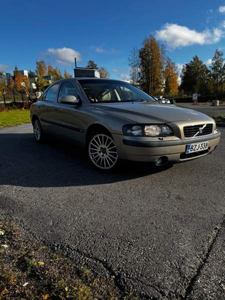 Volvo S60 Vantaa - valokuva 1