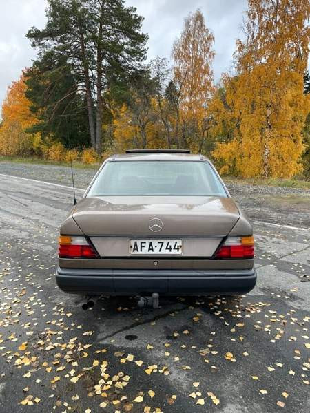 Mercedes-Benz E Siilinjärvi - valokuva 6