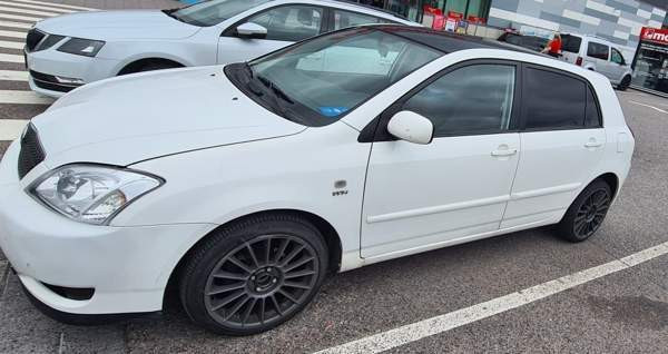 Toyota Corolla Турткуль - изображение 1