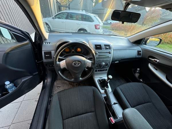 Toyota Corolla Espoo - photo 4