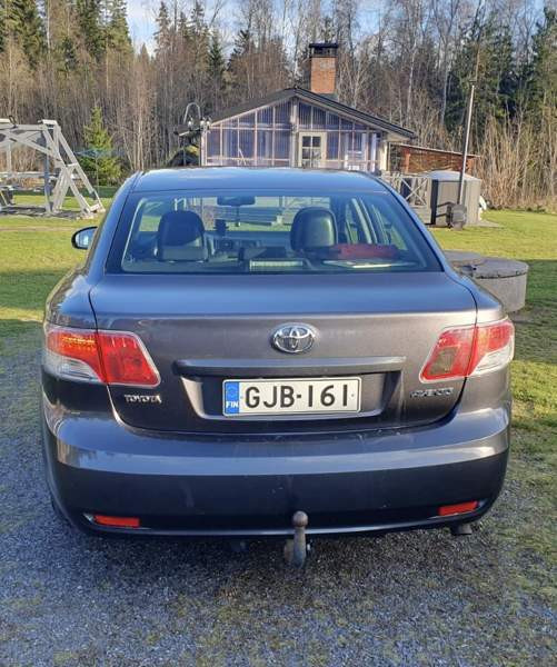 Toyota Avensis Запорожская область - изображение 4