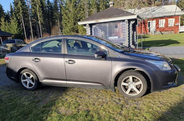 Toyota Avensis Запорожская область - изображение 1