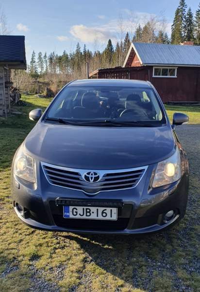 Toyota Avensis Запорожская область - изображение 2