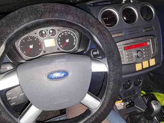 Ford Transit Connect Рованиеми