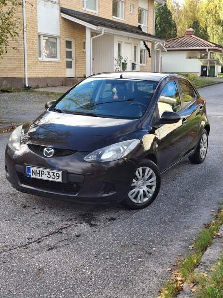 Mazda 2 Вааса - изображение 1