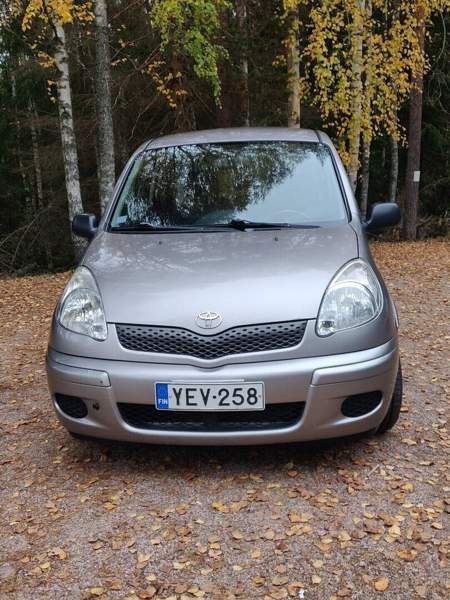 Toyota Yaris Verso Порвоо - изображение 7